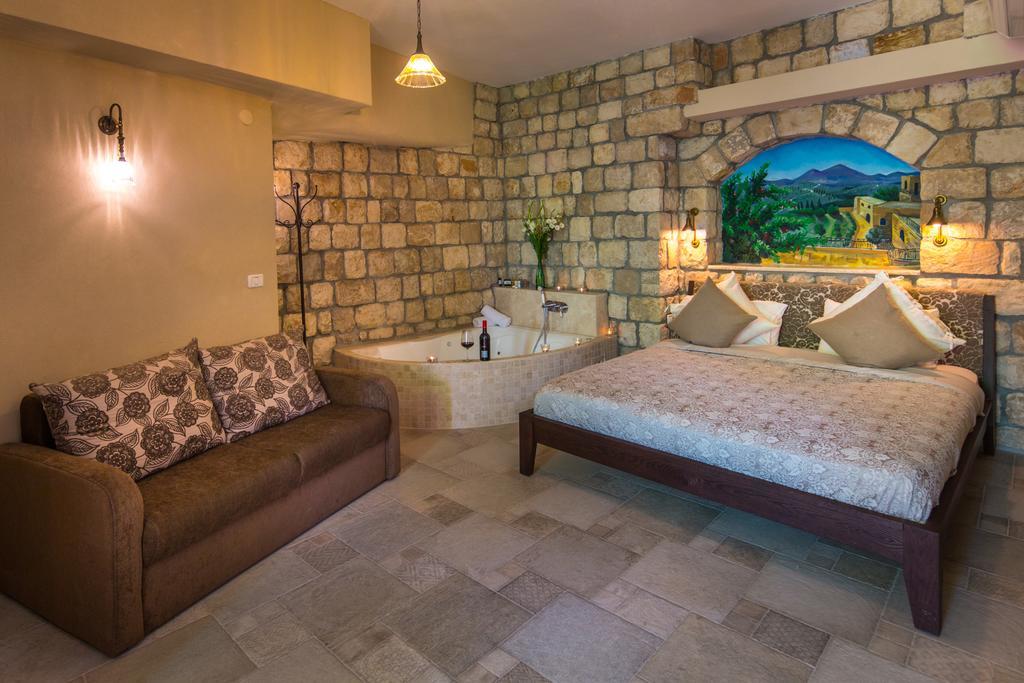 Beit Ha'Omanim Hotel Safed Szoba fotó