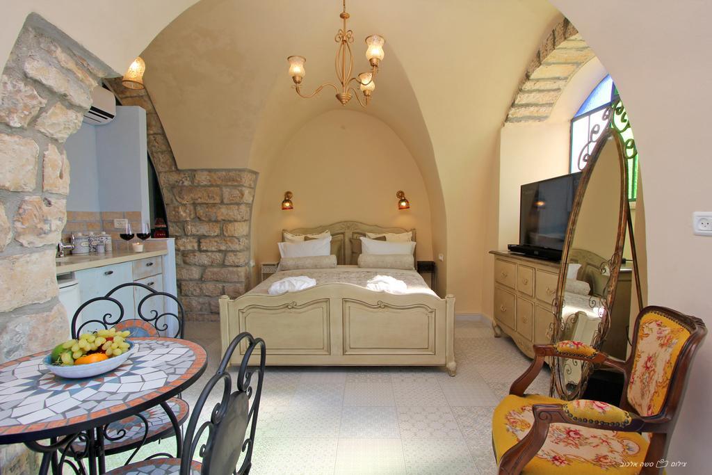 Beit Ha'Omanim Hotel Safed Szoba fotó