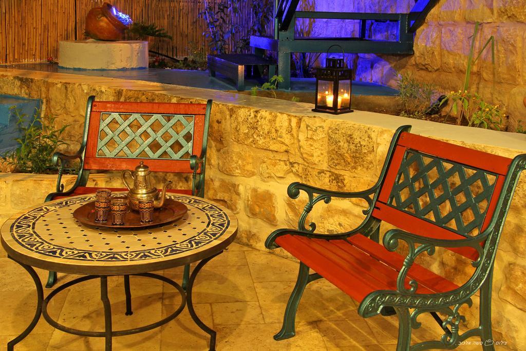 Beit Ha'Omanim Hotel Safed Szoba fotó