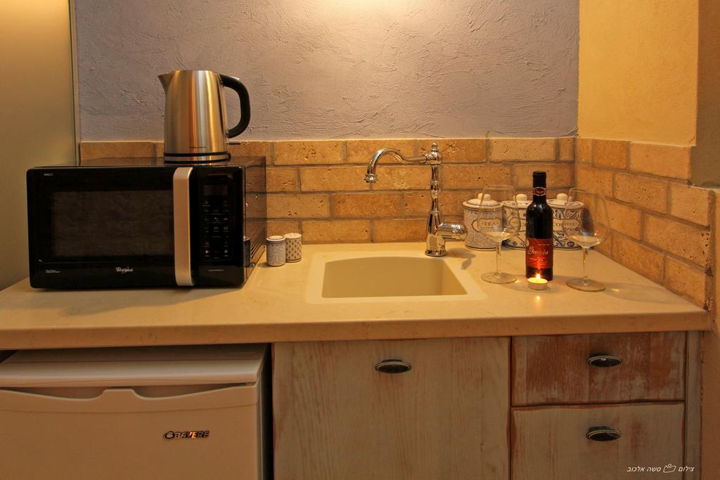 Beit Ha'Omanim Hotel Safed Szoba fotó